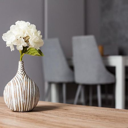 Leogrand Deluxe Apartments On Horodotska 33 Lviv Ngoại thất bức ảnh