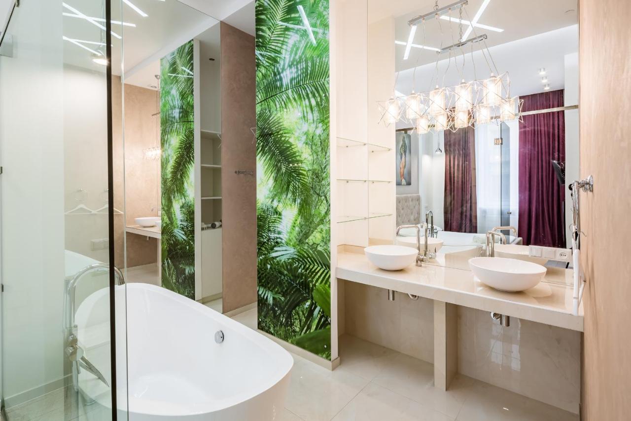 Leogrand Deluxe Apartments On Horodotska 33 Lviv Ngoại thất bức ảnh