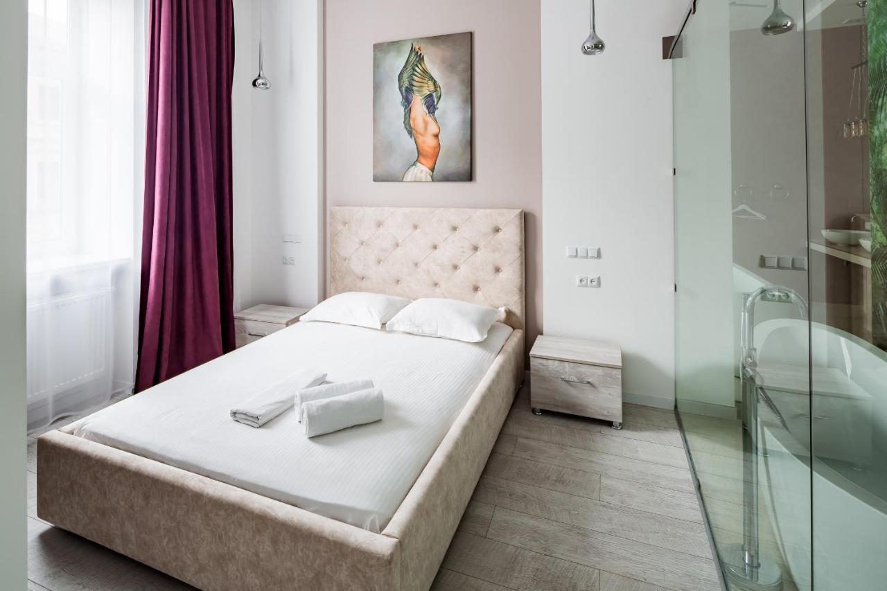 Leogrand Deluxe Apartments On Horodotska 33 Lviv Ngoại thất bức ảnh