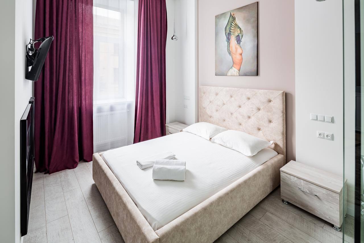 Leogrand Deluxe Apartments On Horodotska 33 Lviv Ngoại thất bức ảnh