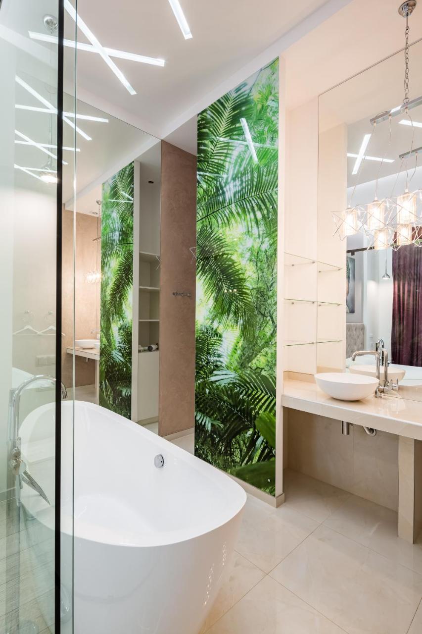 Leogrand Deluxe Apartments On Horodotska 33 Lviv Ngoại thất bức ảnh